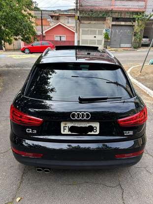 AUDI-Q3-2015