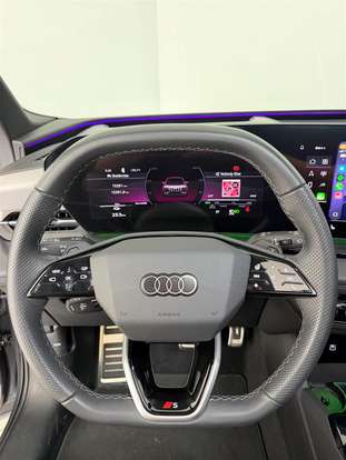 AUDI-Q6 E-TRON-2025