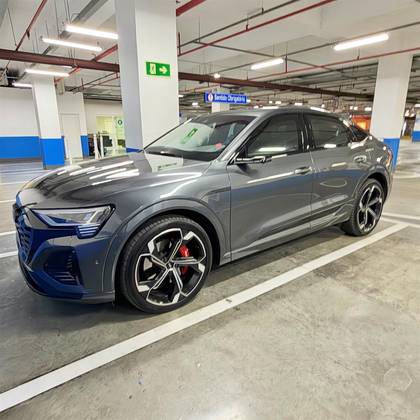 Audi Q8 E-Tron 55 Elétrico Sportback Performance Black Quattro