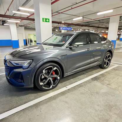 AUDI-Q8 E-TRON-2023