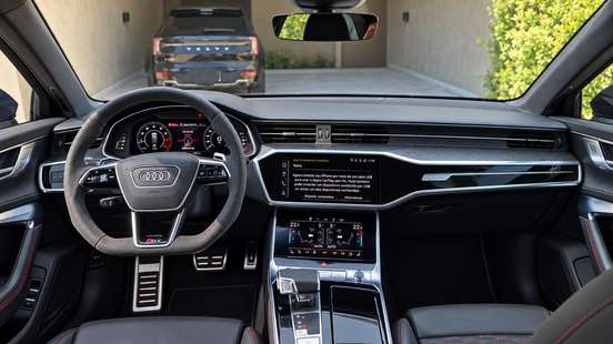 AUDI-RS6-2020