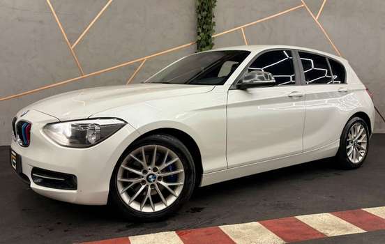 BMW-118i-2014