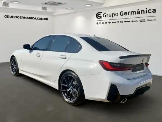 BMW-320i-2.0 16V TURBO FLEX M SPORT 10th ANNIVERSARY EDITION AUTOMÁTICO BMW-320i-2024