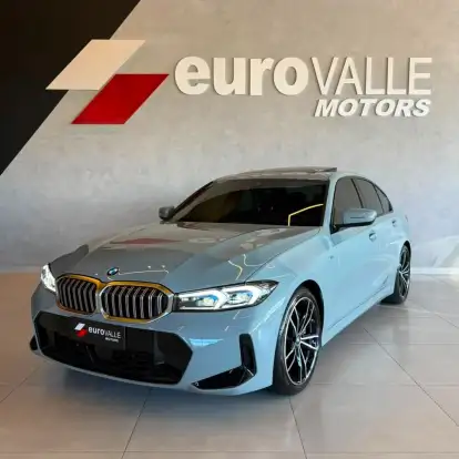 BMW-320i-2023