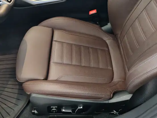 BMW-320i-2.0 16V TURBO FLEX M SPORT AUTOMÁTICO BMW-320i-2025