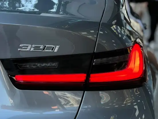 BMW-320i-2.0 16V TURBO FLEX M SPORT AUTOMÁTICO BMW-320i-2024