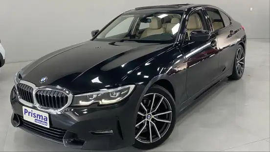 BMW-320i-2021