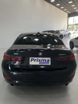 BMW-320i-2021
