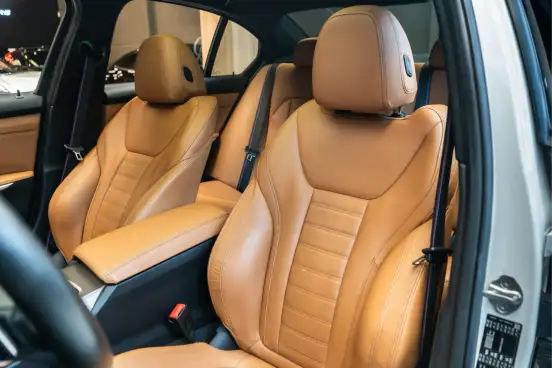 BMW-320i-2020