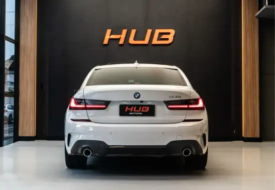 BMW-320i-2020