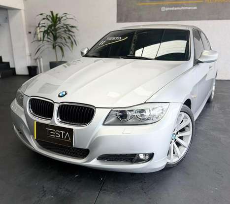 BMW-320i-2011