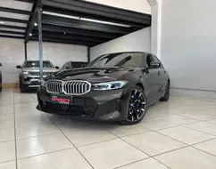 BMW 320i 2.0 16V TURBO FLEX M SPORT AUTOMÁTICO BMW 320i 2.0 16V TURBO FLEX M SPORT AUTOMÁTICO