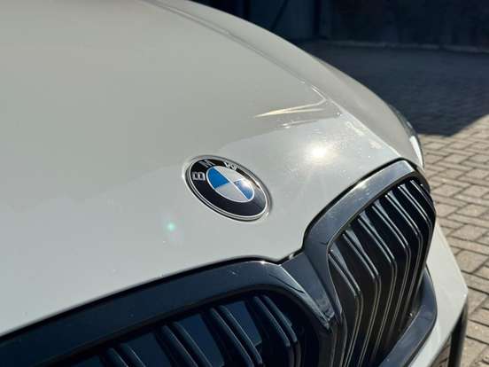 BMW-320i-2.0 16V TURBO FLEX M SPORT AUTOMÁTICO BMW-320i-2023
