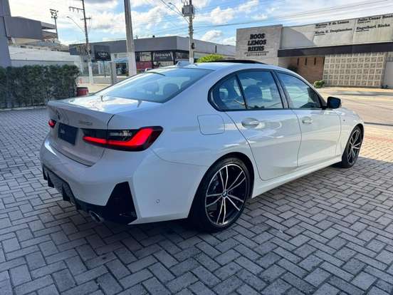 BMW-320i-2.0 16V TURBO FLEX M SPORT AUTOMÁTICO BMW-320i-2023