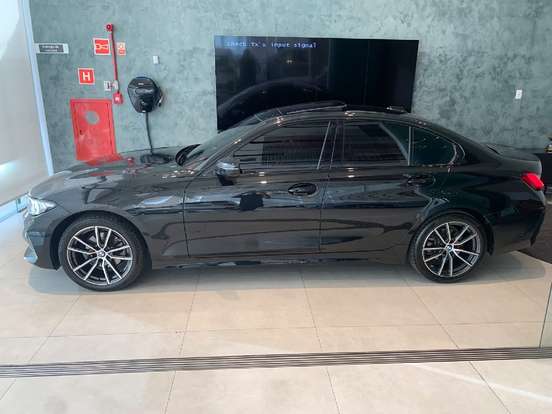 BMW-320i-2025