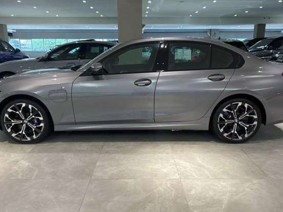 BMW-330e-2.0 16V TURBO HÍBRIDO M SPORT AUTOMÁTICO BMW-330e-2026