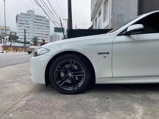 BMW-528i-2.0 M SPORT 16V GASOLINA 4P AUTOMÁTICO BMW-528i-2014