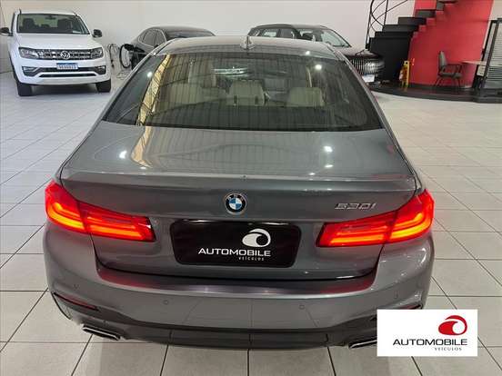 BMW-530i-2017