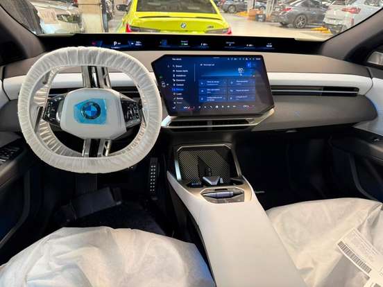 BMW-iX3-2026