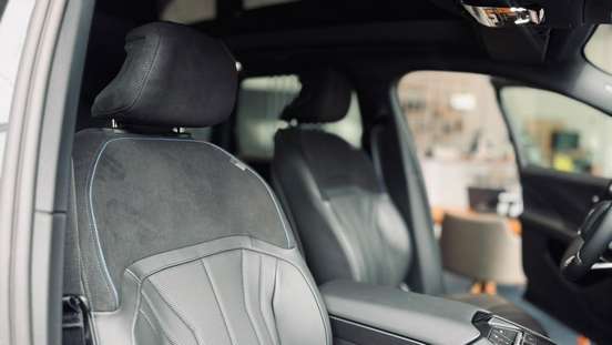 BMW-iX3-2026