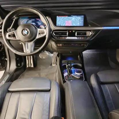 BMW-M 135i-2021