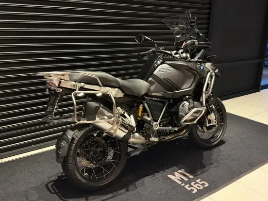 BMW-R 1250 GS ADVENTURE PREMIUM TRIPLE BLACK BMW-R 1250 GS ADVENTURE PREMIUM TRIPLE BLACK-2022