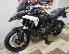 BMW R 1300 GS TRIPLE BLACK BMW R 1300 GS TRIPLE BLACK