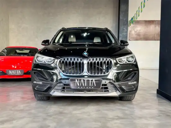 BMW-X1-2021