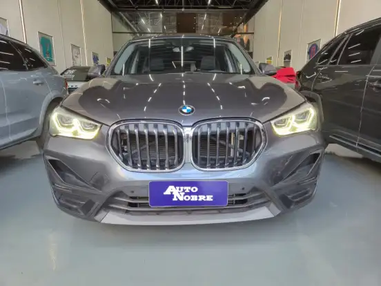 BMW-X1-2021