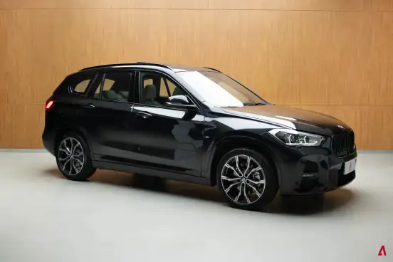 BMW-X1-2022