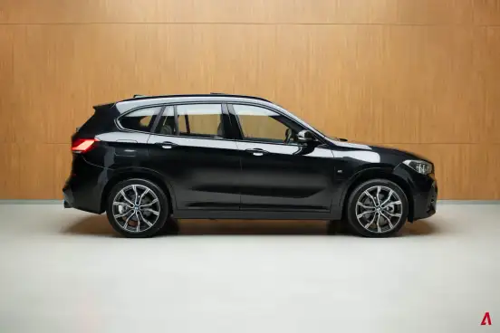 BMW-X1-2022