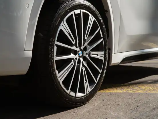 BMW-X1-2.0 16V TURBO GASOLINA SDRIVE20I M SPORT STEPTRONIC BMW-X1-2024