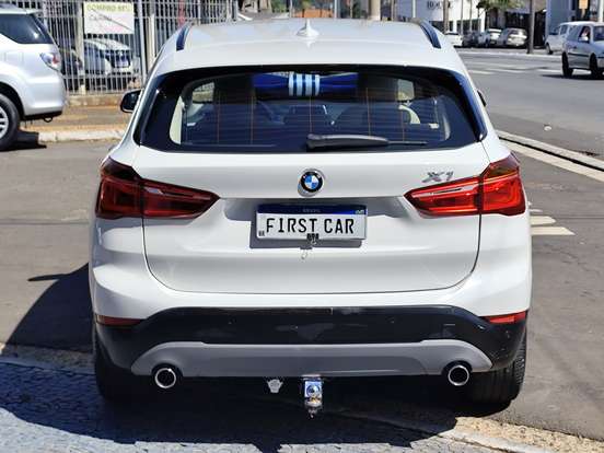 BMW-X1-2016
