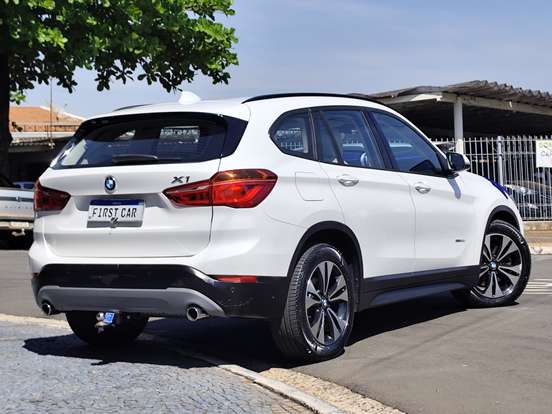 BMW-X1-2016