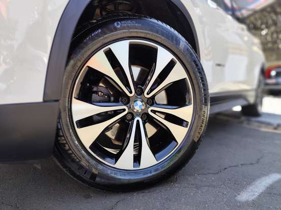 BMW-X1-2016
