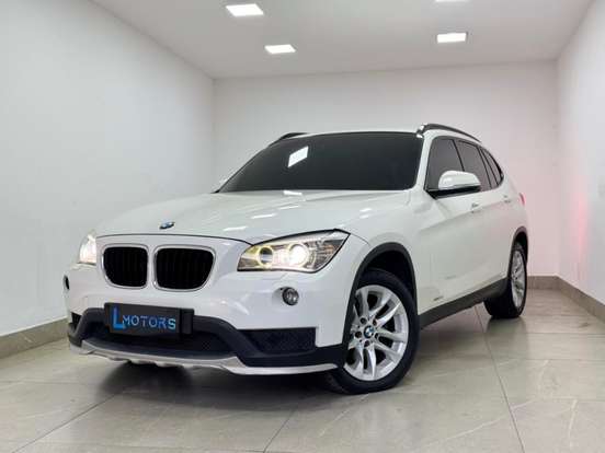 BMW-X1-2015