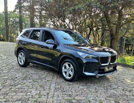 BMW-X1-2025