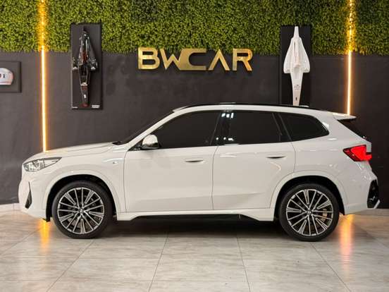 BMW-X1-2.0 16V TURBO GASOLINA SDRIVE20I M SPORT STEPTRONIC BMW-X1-2024