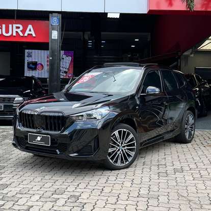 BMW-X1-2024