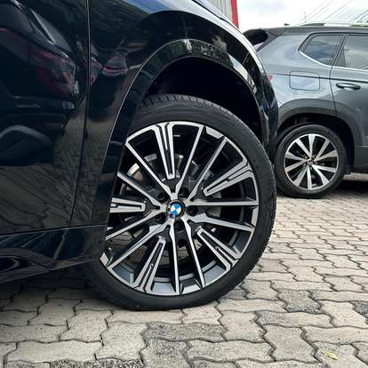 BMW-X1-2024