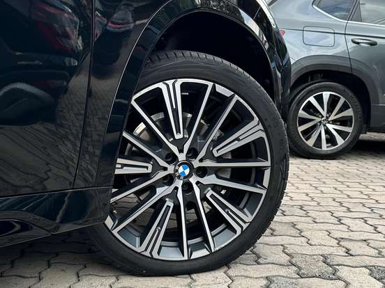 BMW-X1-2.0 16V TURBO GASOLINA SDRIVE20I M SPORT STEPTRONIC BMW-X1-2024