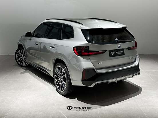 BMW-X1-2.0 16V TURBO GASOLINA SDRIVE20I M SPORT STEPTRONIC BMW-X1-2023