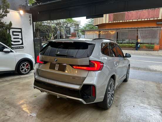 BMW-X1-2023