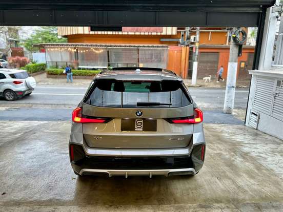 BMW-X1-2023