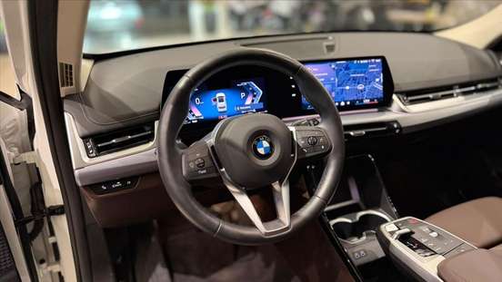 BMW-X1-2024