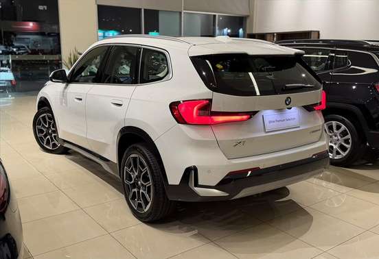 BMW-X1-2024