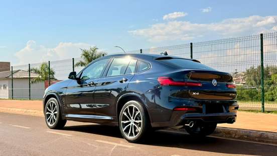 BMW-X4-2020