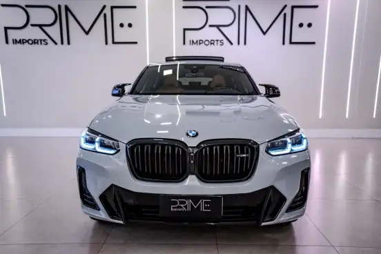 BMW-X4-2022