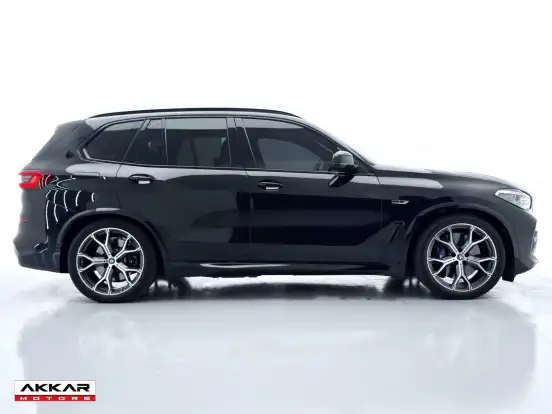 BMW-X5-2022
