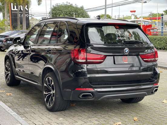 BMW-X5-3.0 4X4 30D I6 TURBO DIESEL 4P AUTOMÁTICO BMW-X5-2018
